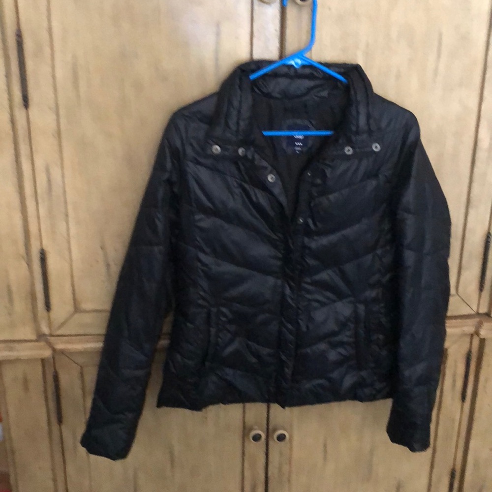 Gap never worn puffer jacket